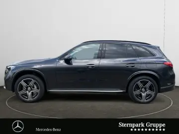 GLC 300 e 4M AMG Premium Plus +AHK+Pano+DIST+20
