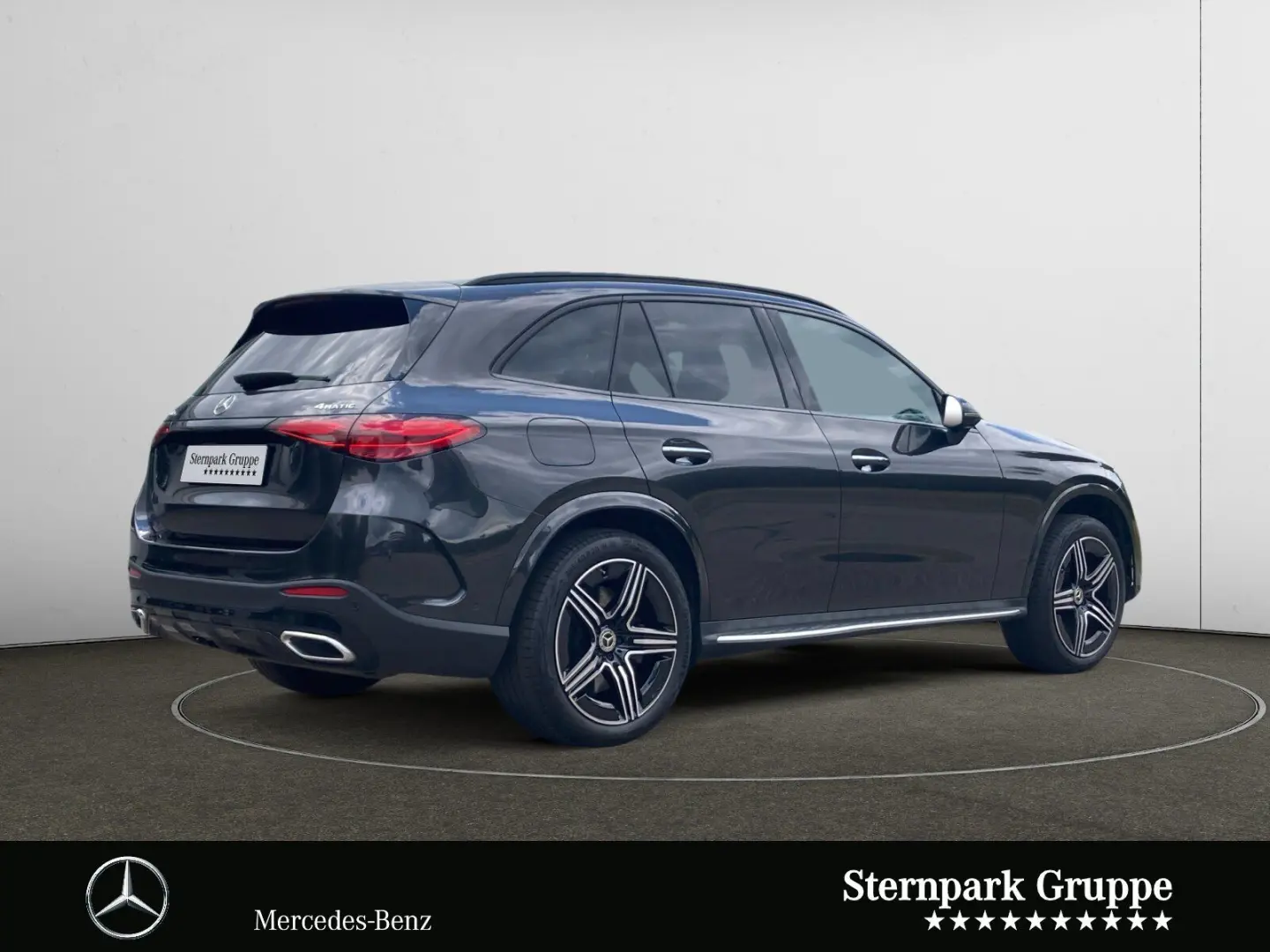 GLC 300 e 4M AMG Premium Plus +AHK+Pano+DIST+20