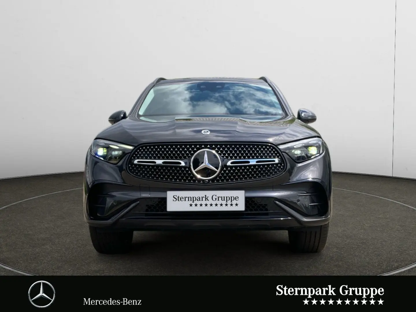 GLC 300 e 4M AMG Premium Plus +AHK+Pano+DIST+20