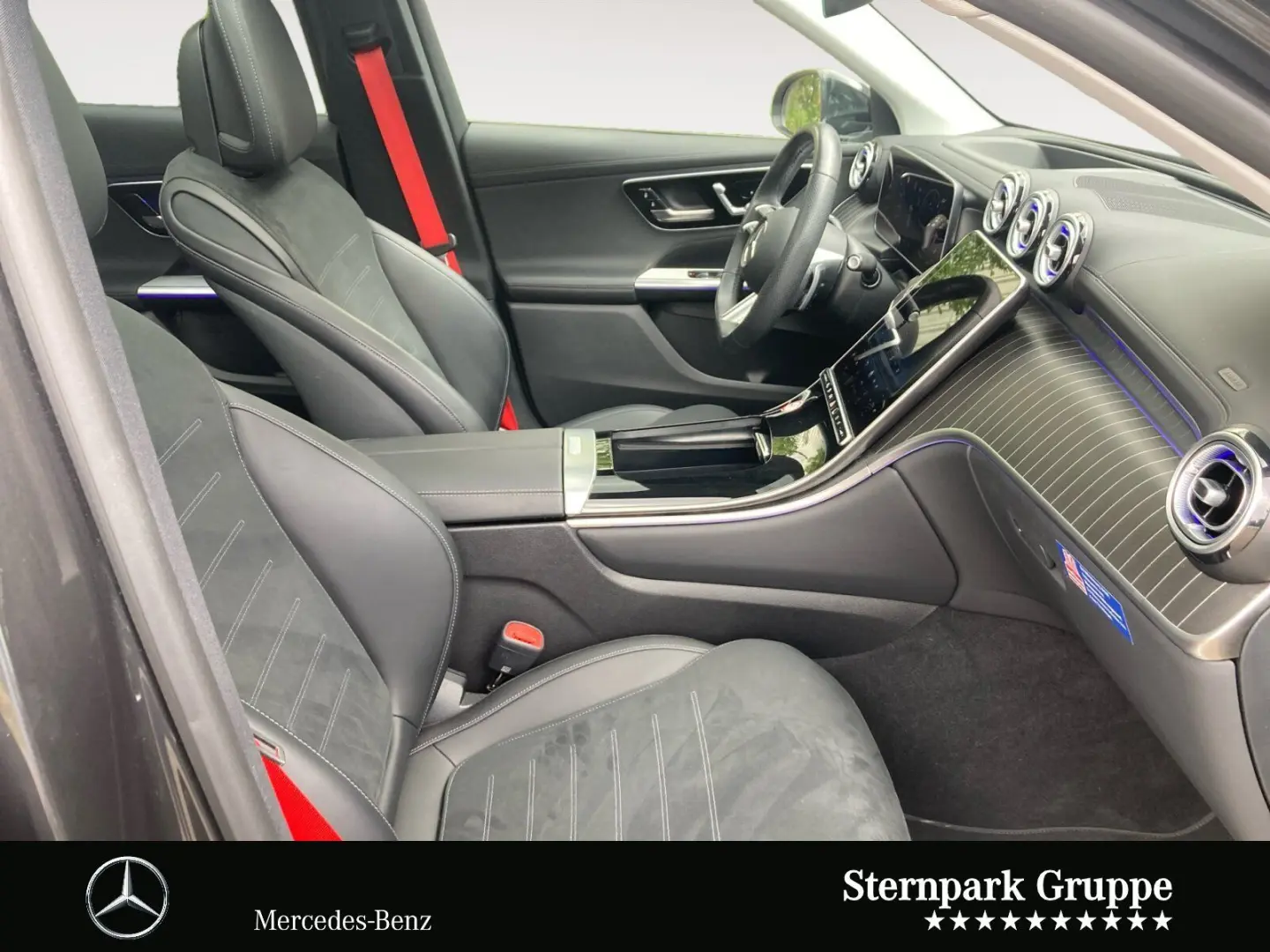 GLC 300 e 4M AMG Premium Plus +AHK+Pano+DIST+20