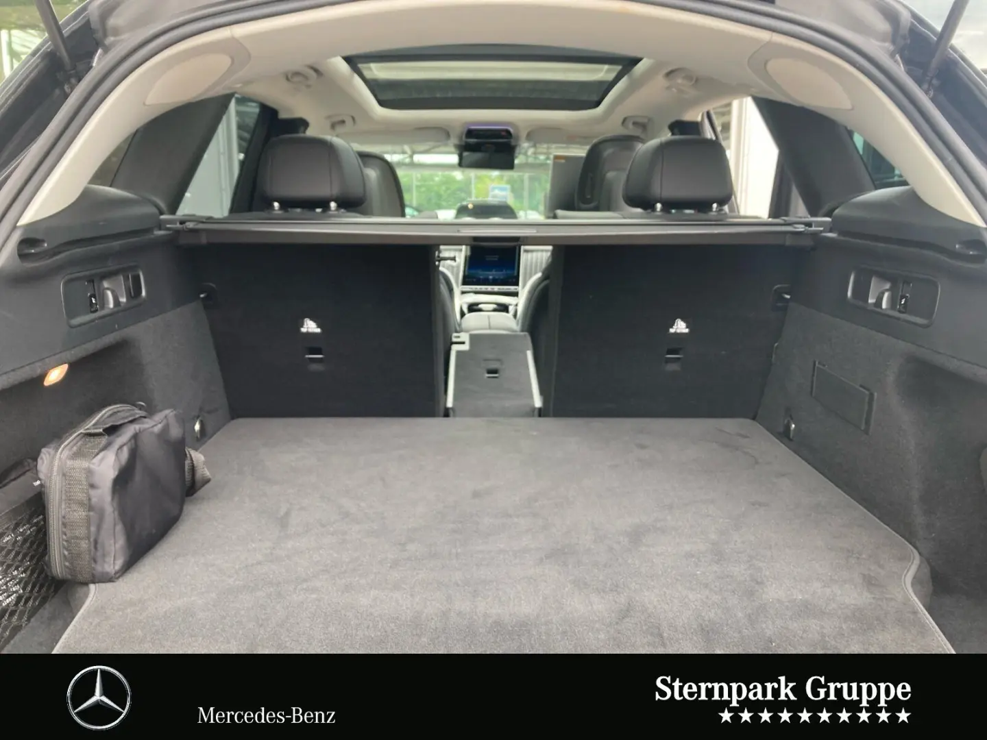 GLC 300 e 4M AMG Premium Plus +AHK+Pano+DIST+20