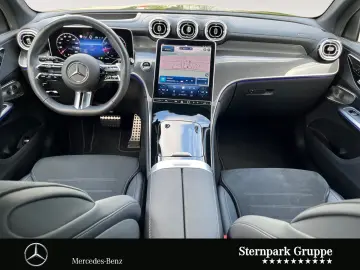 GLC 300 4M AMG Premium Plus +DISTRO+AHK+PSD+HuD+