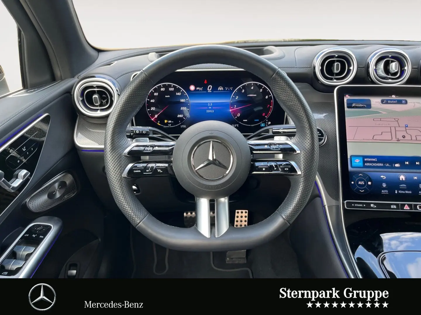 GLC 300 4M AMG Premium Plus +DISTRO+AHK+PSD+HuD+