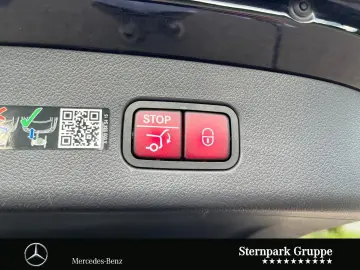 GLC 300 4M AMG Premium Plus +DISTRO+AHK+PSD+HuD+