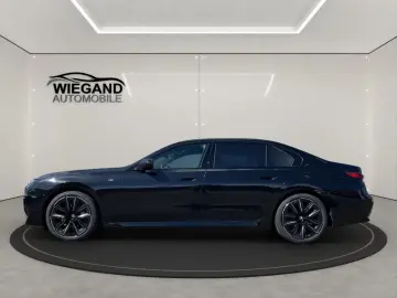 740d xDrive+M-SPORTPAKET+21-ZOLL+STANDHEIZUNG+