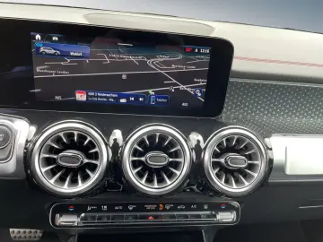 EQB 350 4M AMG+ PANORAMA*MEMORY*TOTWINKEL*MBUX*