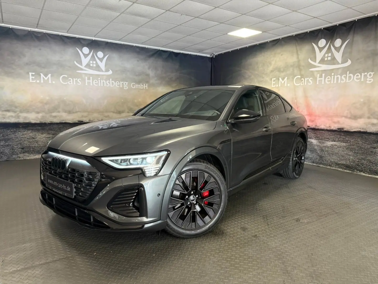 Q8 Sportback e-tron 50 quattro S line Edition