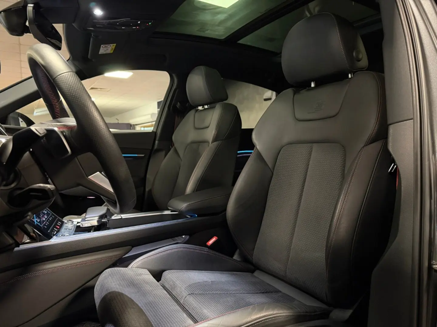 Q8 Sportback e-tron 50 quattro S line Edition