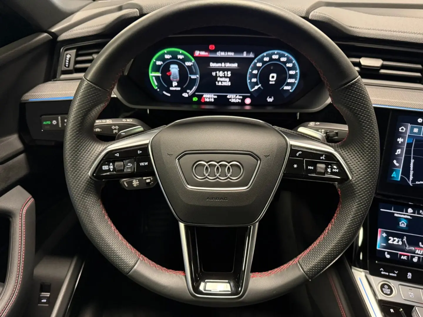 Q8 Sportback e-tron 50 quattro S line Edition