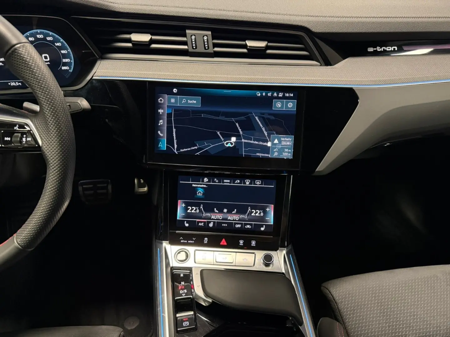 Q8 Sportback e-tron 50 quattro S line Edition