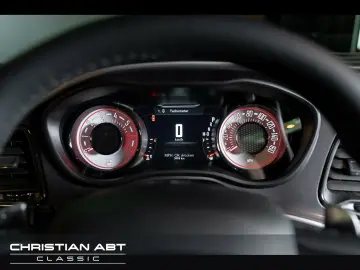 Challenger R/T 5.7 V8 HEMI T/A Package