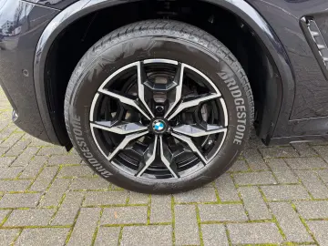 X4 xDrive 20 i M Sportpak/Anhän/Stand/NP 79.619€