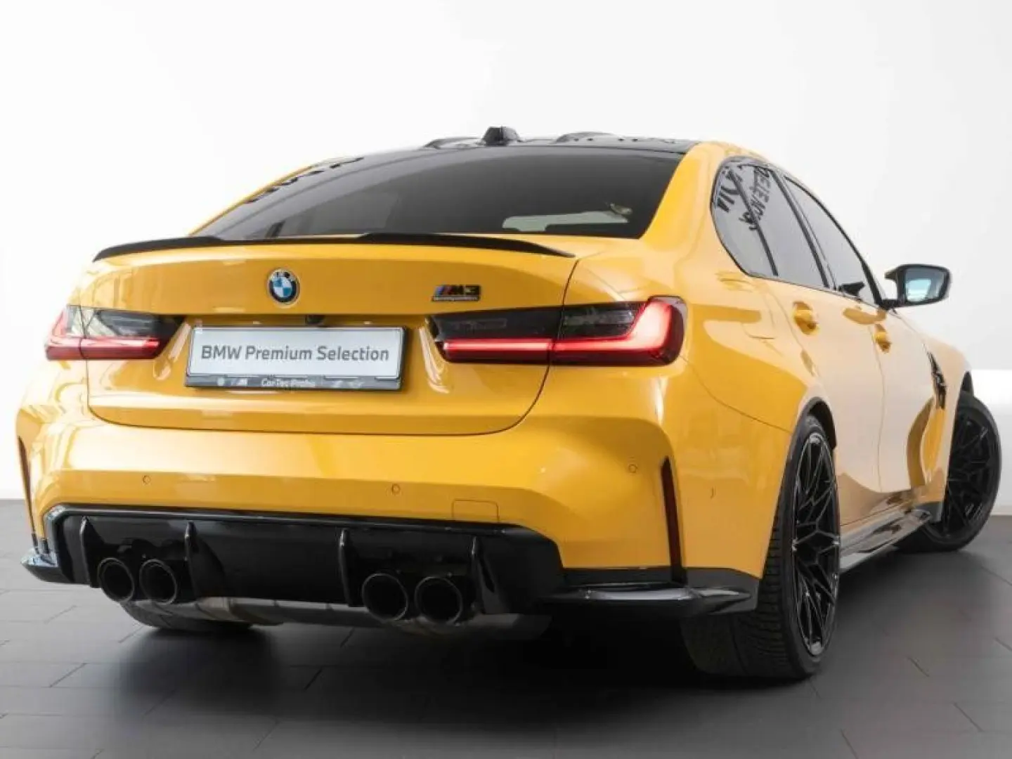 M3 Lim. xDrive Competition Individual Paint