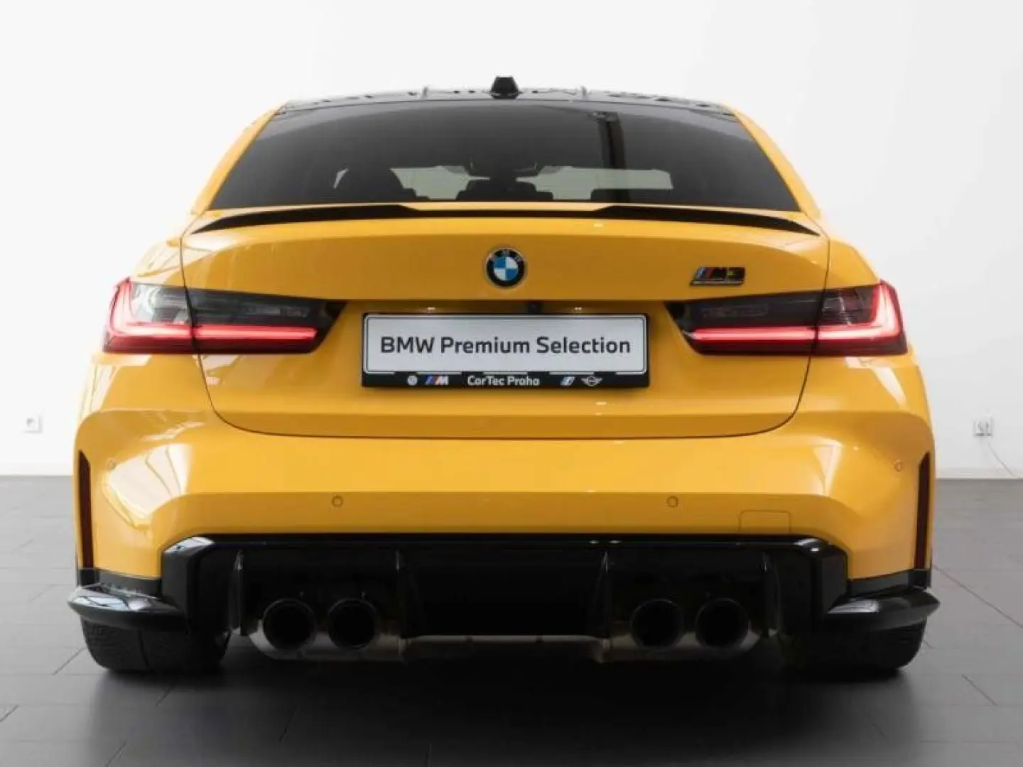 M3 Lim. xDrive Competition Individual Paint