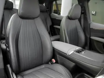EQS 580 SUV 4M AMG/Hyperscreen/Pano/AHK/Burm4D