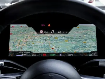 EQS 580 SUV 4M AMG/Hyperscreen/Pano/AHK/Burm4D