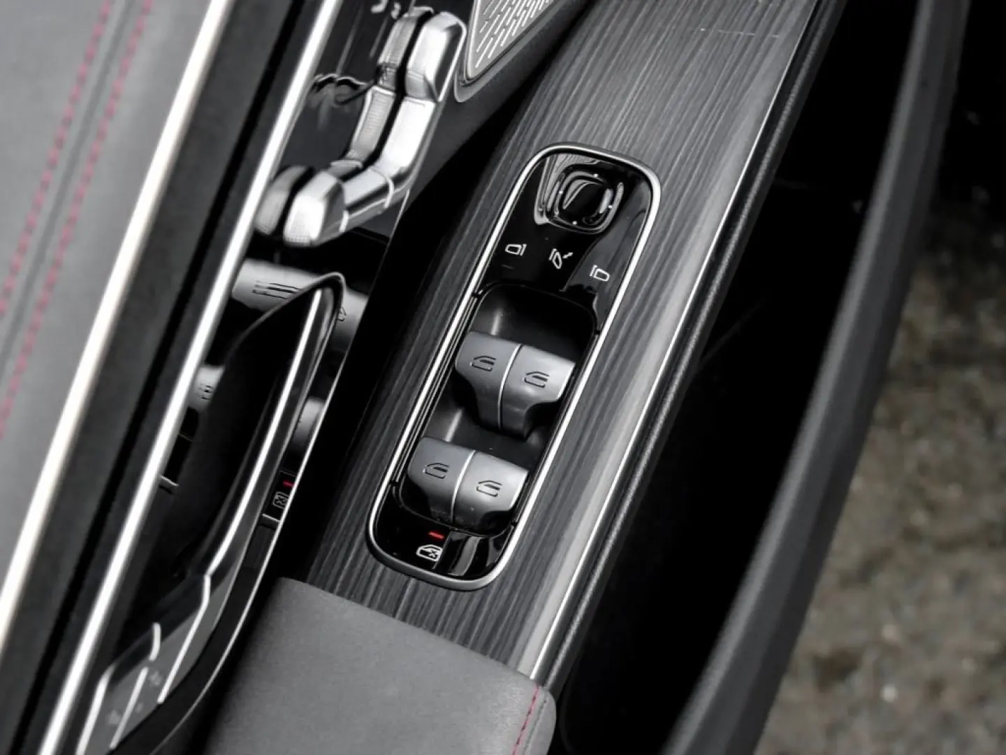 EQS 580 SUV 4M AMG/Hyperscreen/Pano/AHK/Burm4D