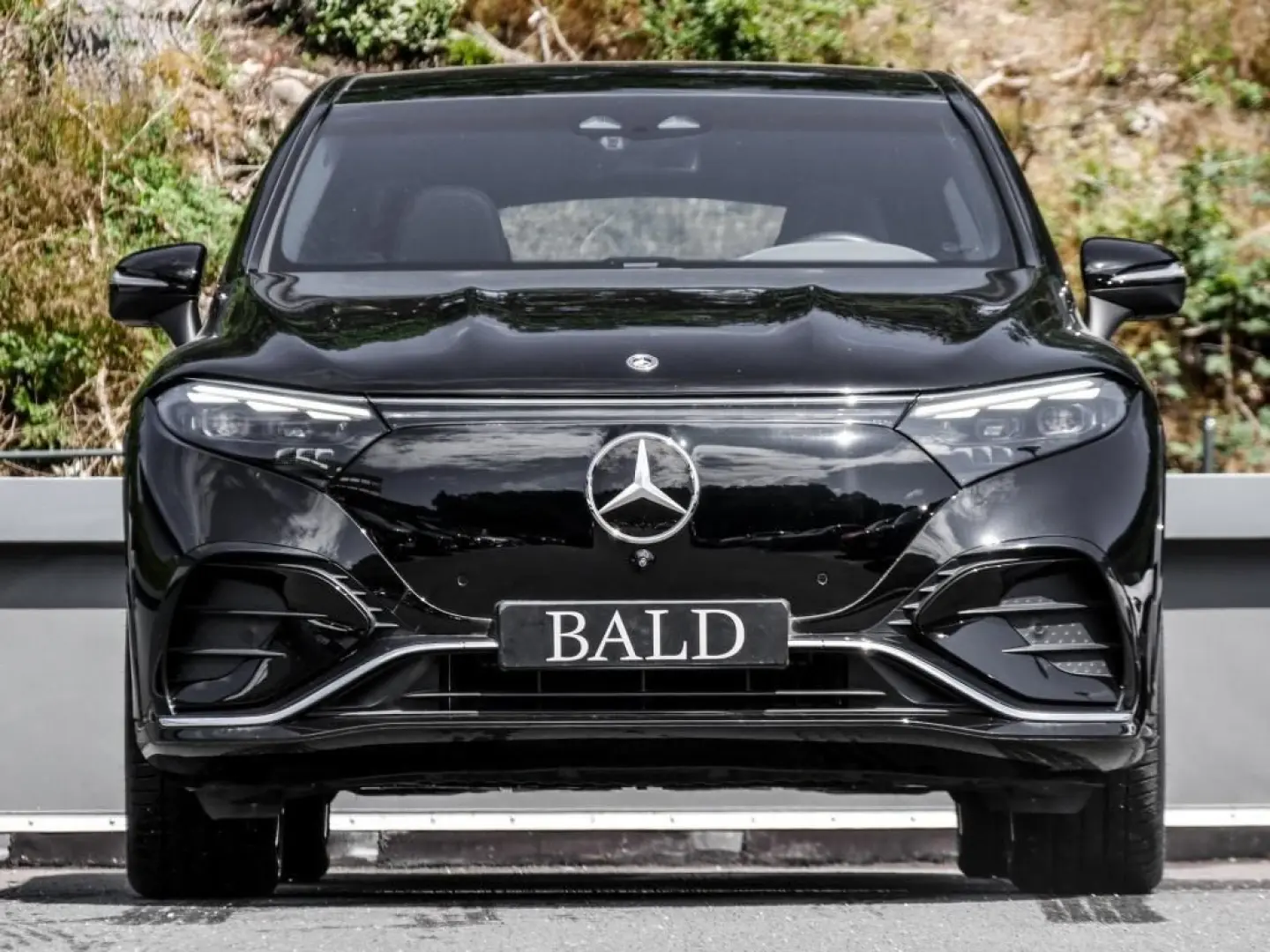 EQS 580 SUV 4M AMG/Hyperscreen/Pano/AHK/Burm4D