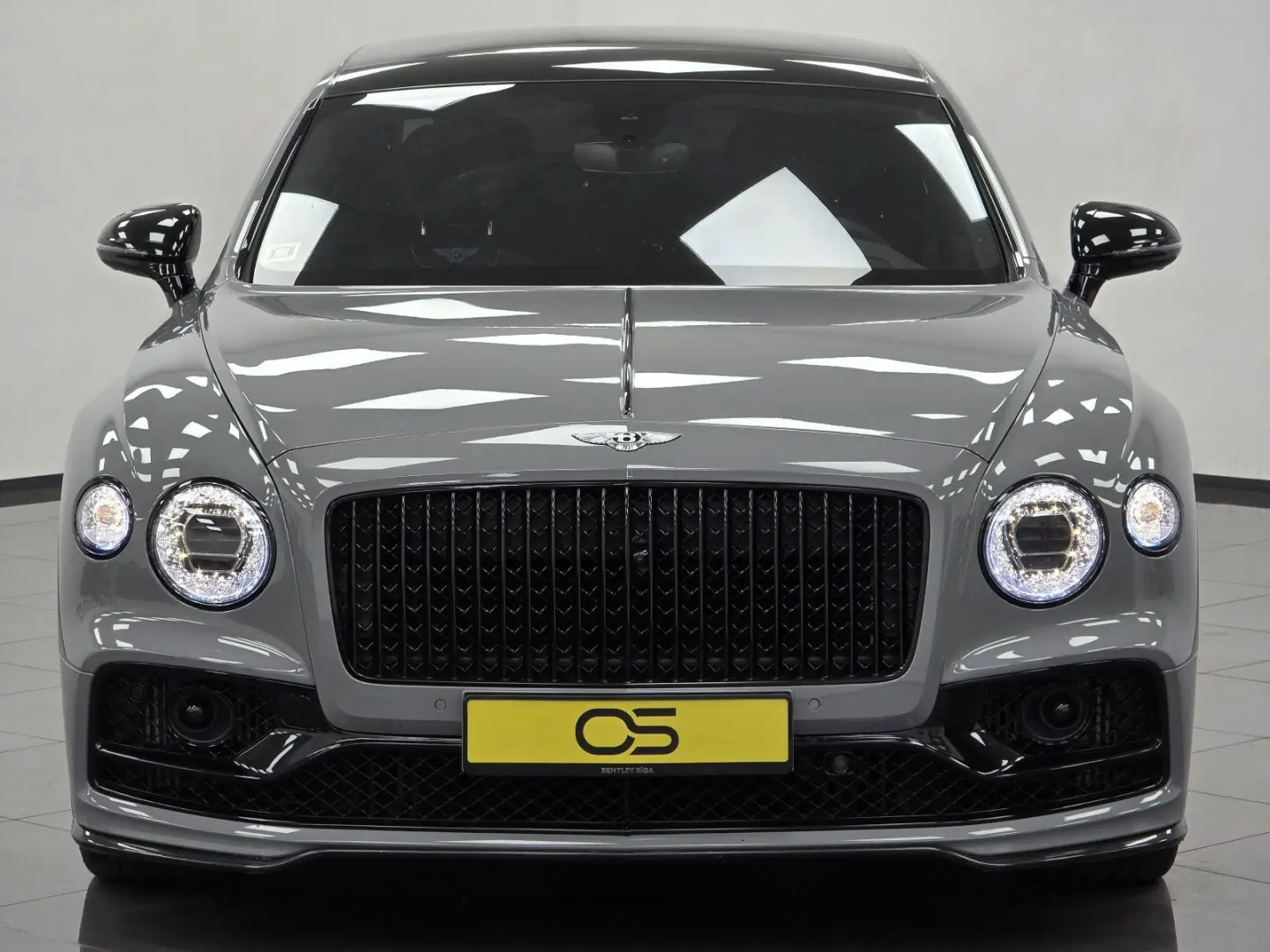 Flying Spur S V8*Mulliner*NAIM*Cambrian Grey*
