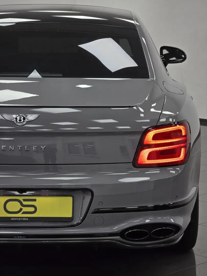 Flying Spur S V8*Mulliner*NAIM*Cambrian Grey*