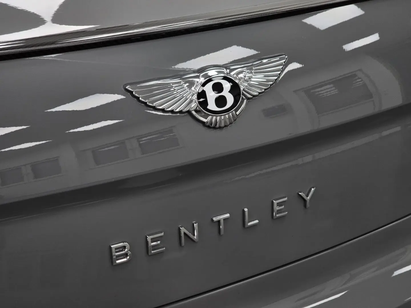 Flying Spur S V8*Mulliner*NAIM*Cambrian Grey*