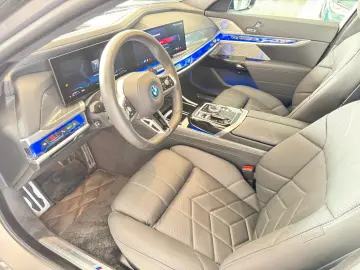 M760e*xDrive*Two*Tone*Individual*3xTV*SkyLounge*
