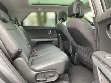 IONIQ 5 Uniq 77,4 kWh+4WD Sitzpaket+Pano+Assist.