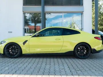 M4 Coupe Competition/ SCHALEN/ YIDO/ M CARBON
