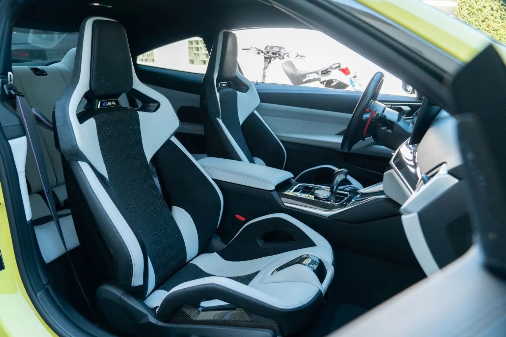 M4 Coupe Competition/ SCHALEN/ YIDO/ M CARBON