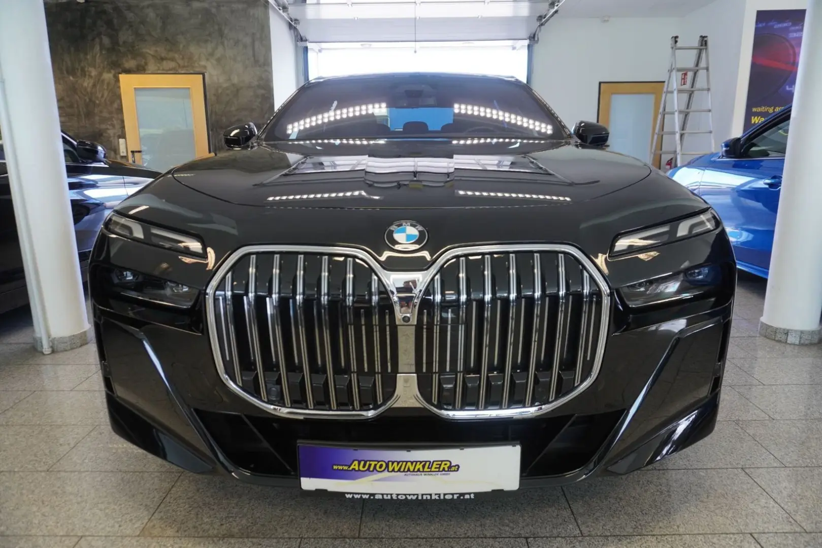 740 d xDrive Limousine Aut. Lang/M/Skyl./Kamera/