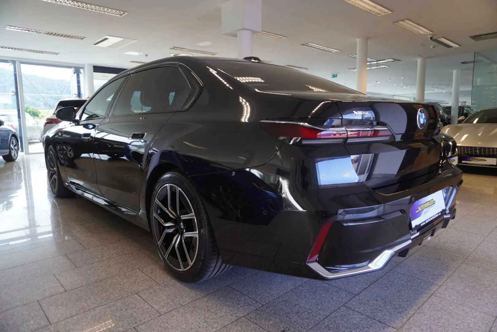740 d xDrive Limousine Aut. Lang/M/Skyl./Kamera/