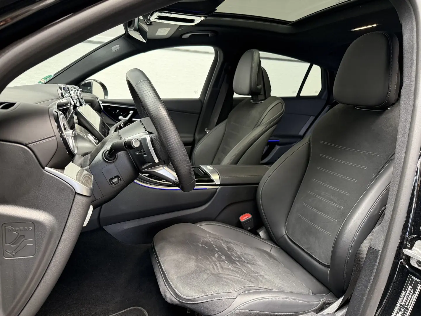 GLC 220 d 4M Coupe AMG/MEMORY/Digital/PANO/NIGHT