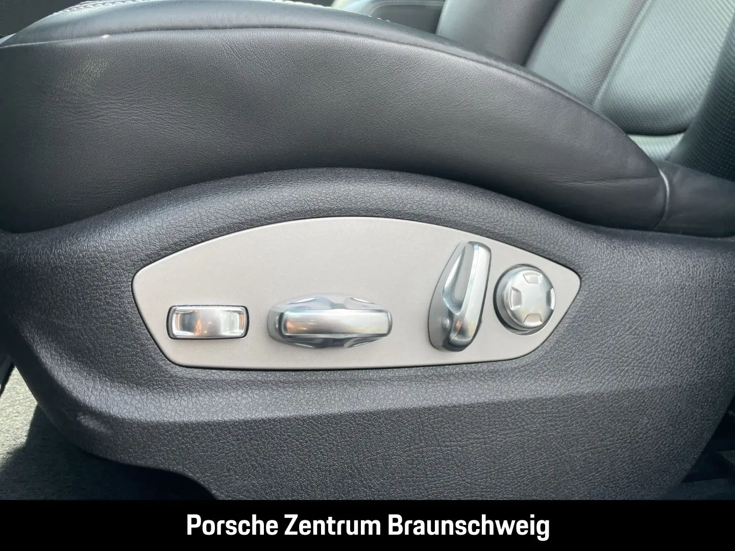 Macan T BOSE Panorama Luftfederung Surround-View