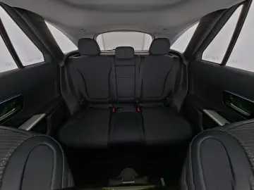 GLC 220 d 4M Avantgarde/LED/360°K/Panorama-D/AHK