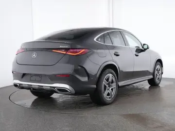 GLC 300 de 4M Coupé AMG/LED/360°K/Panorama-D/AHK