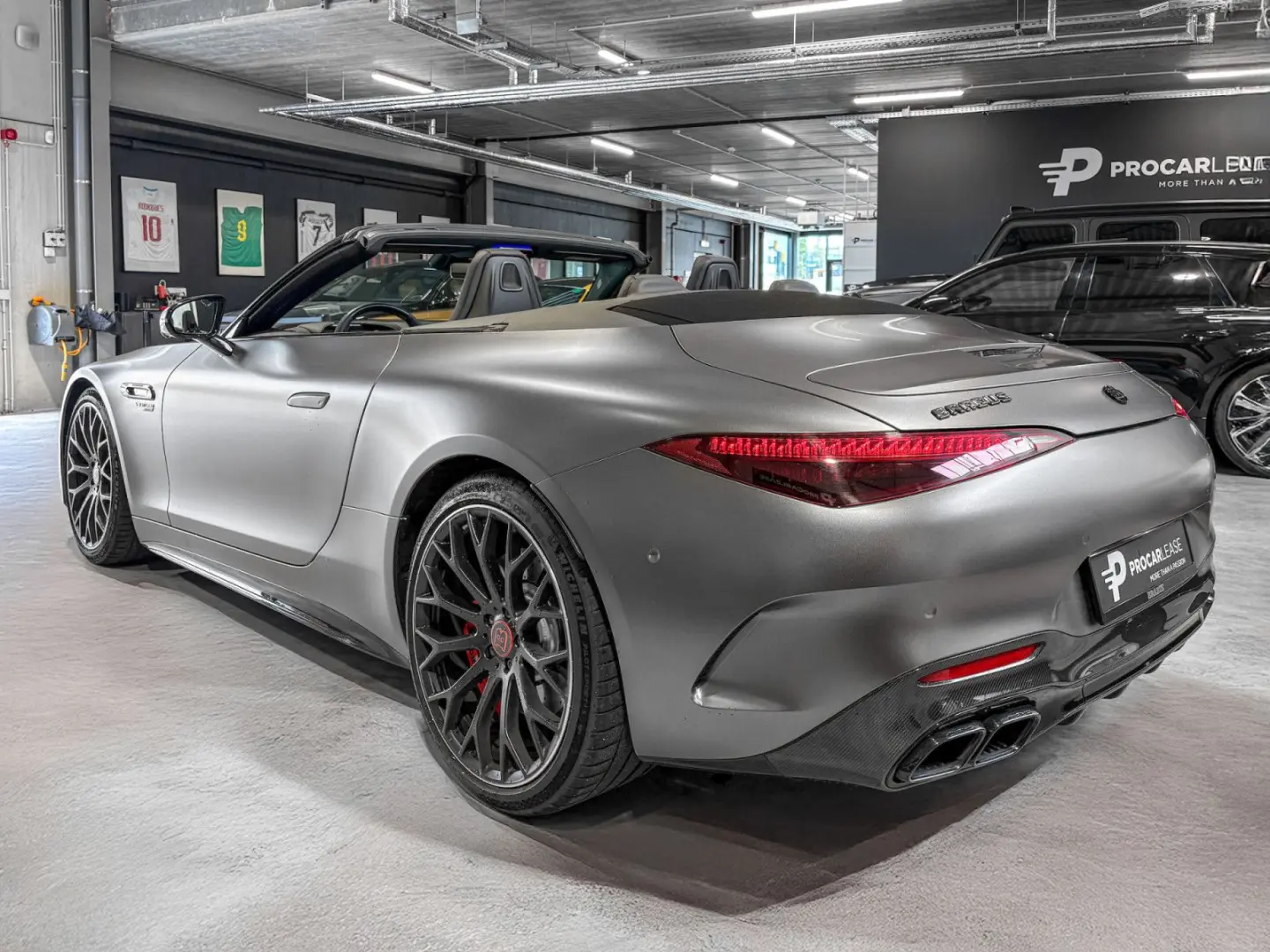 SL 63 AMG SL 63 4Matic +/BRABUS STYLE /Burmester