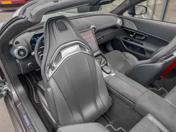 SL 63 AMG SL 63 4Matic +/BRABUS STYLE /Burmester