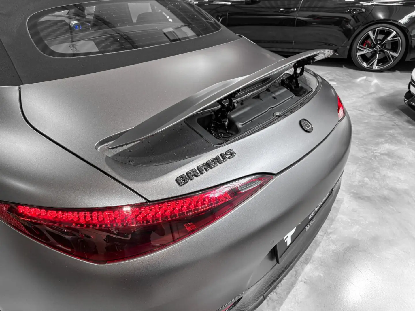 SL 63 AMG SL 63 4Matic +/BRABUS STYLE /Burmester