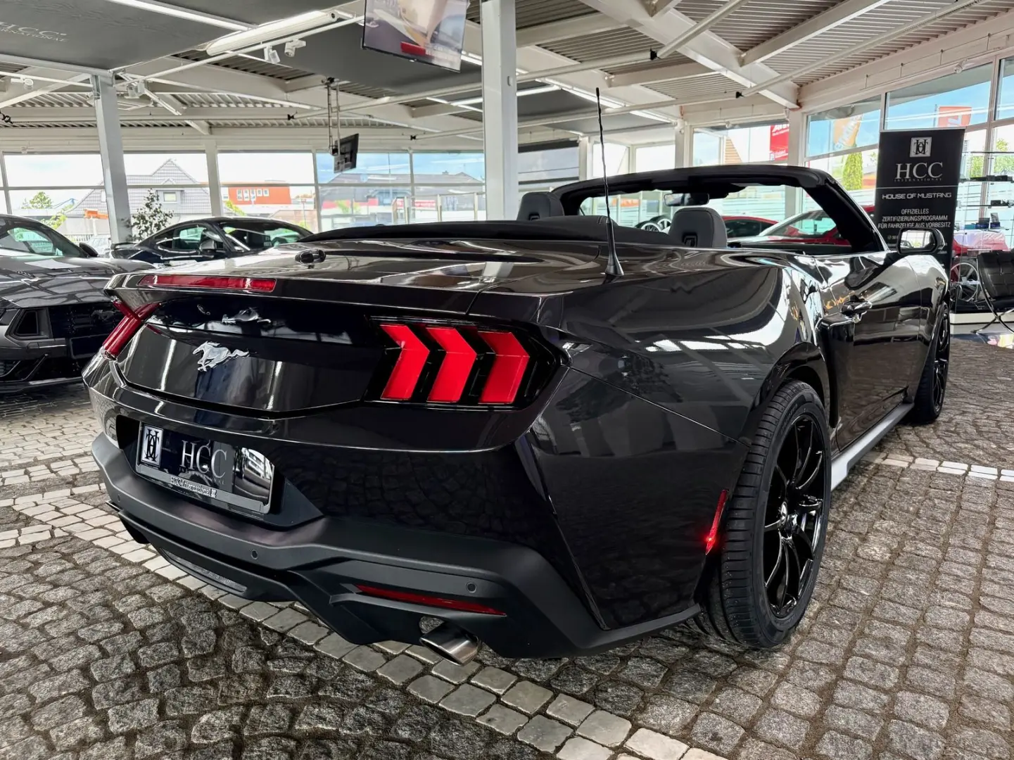 Mustang 2,3 EcoBoost Cabrio Autom. + Garantie