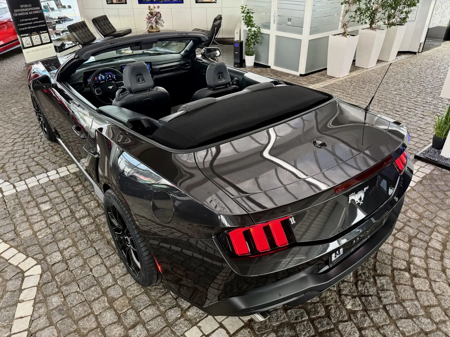 Mustang 2,3 EcoBoost Cabrio Autom. + Garantie
