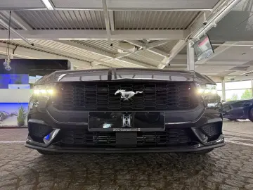 Mustang 2,3 EcoBoost Cabrio Autom. + Garantie