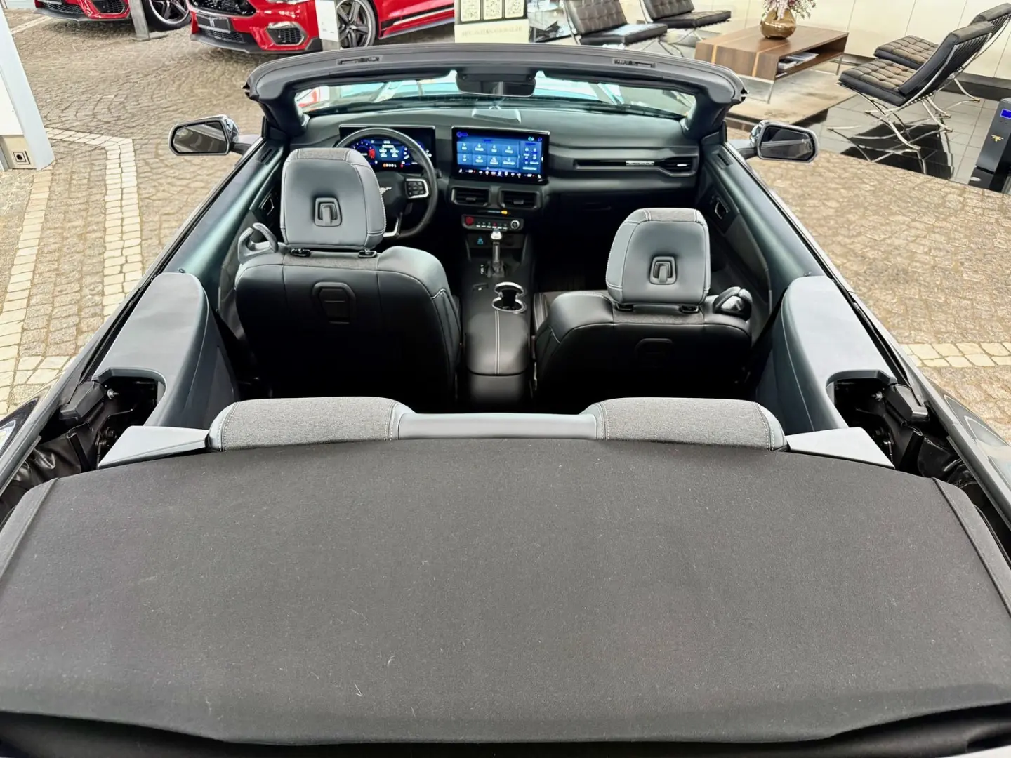 Mustang 2,3 EcoBoost Cabrio Autom. + Garantie