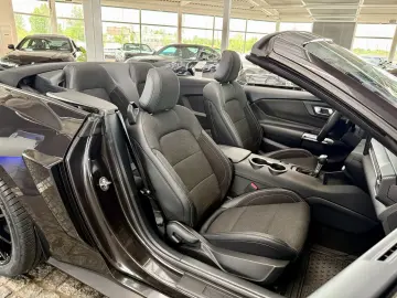 Mustang 2,3 EcoBoost Cabrio Autom. + Garantie