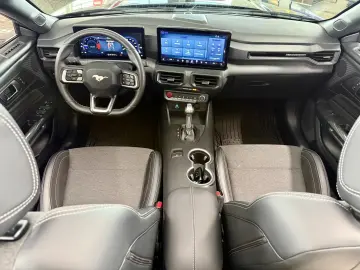 Mustang 2,3 EcoBoost Cabrio Autom. + Garantie
