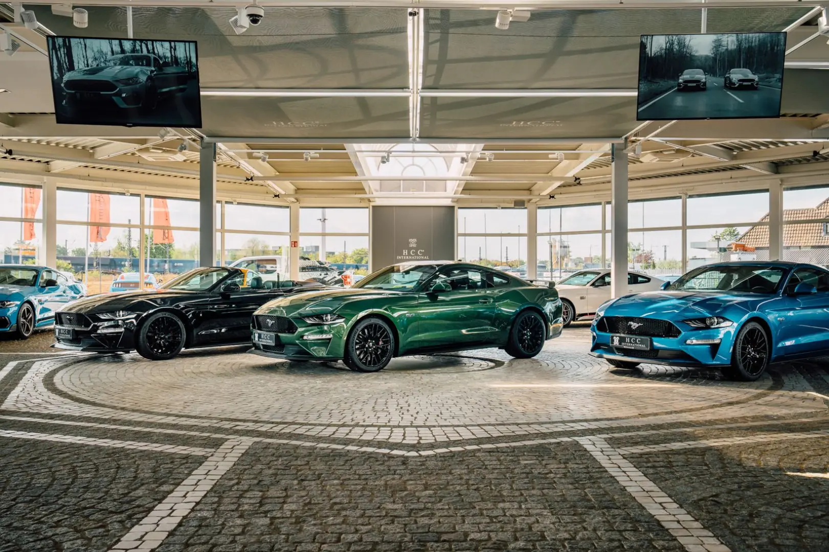 Mustang 2,3 EcoBoost Cabrio Autom. + Garantie