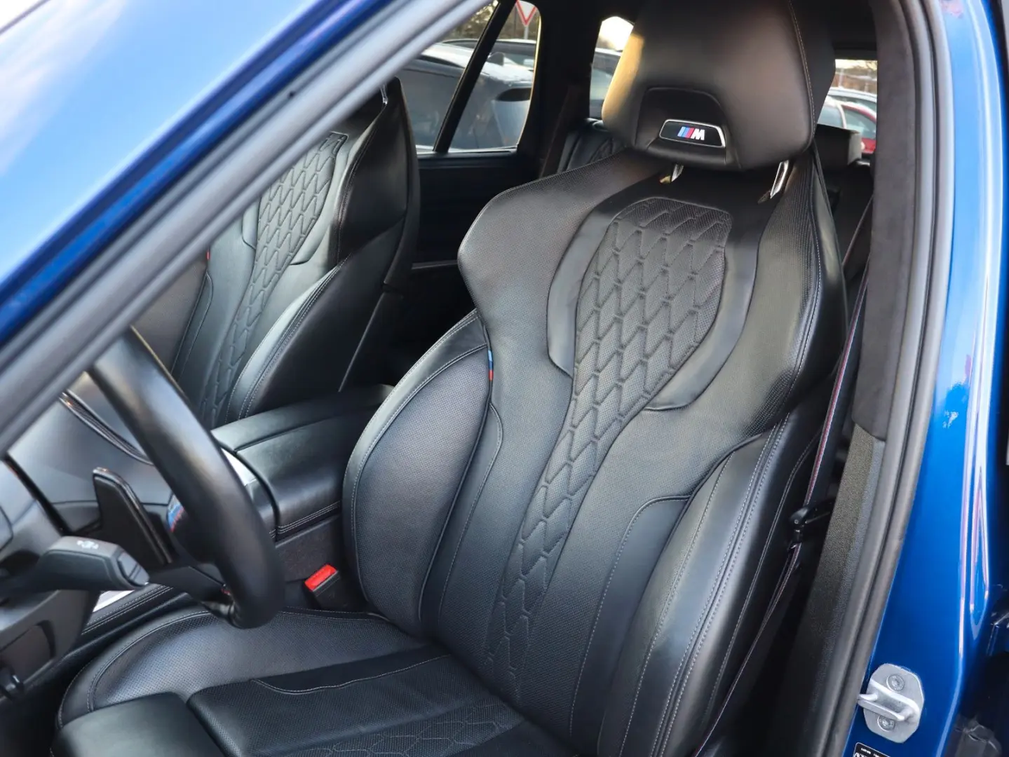 X5 M60i