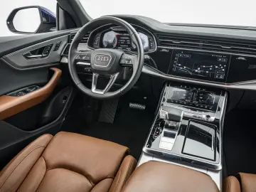 Q8 50 TDI qu. tiptr. AHK 360°K PDC MATRIX NAVI