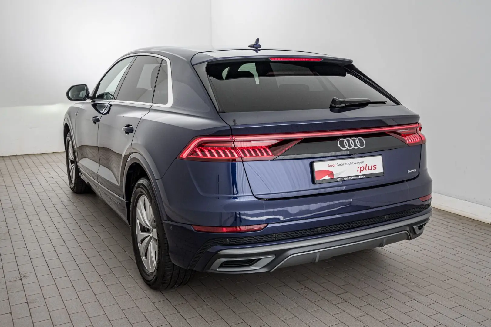 Q8 50 TDI qu. tiptr. AHK 360°K PDC MATRIX NAVI
