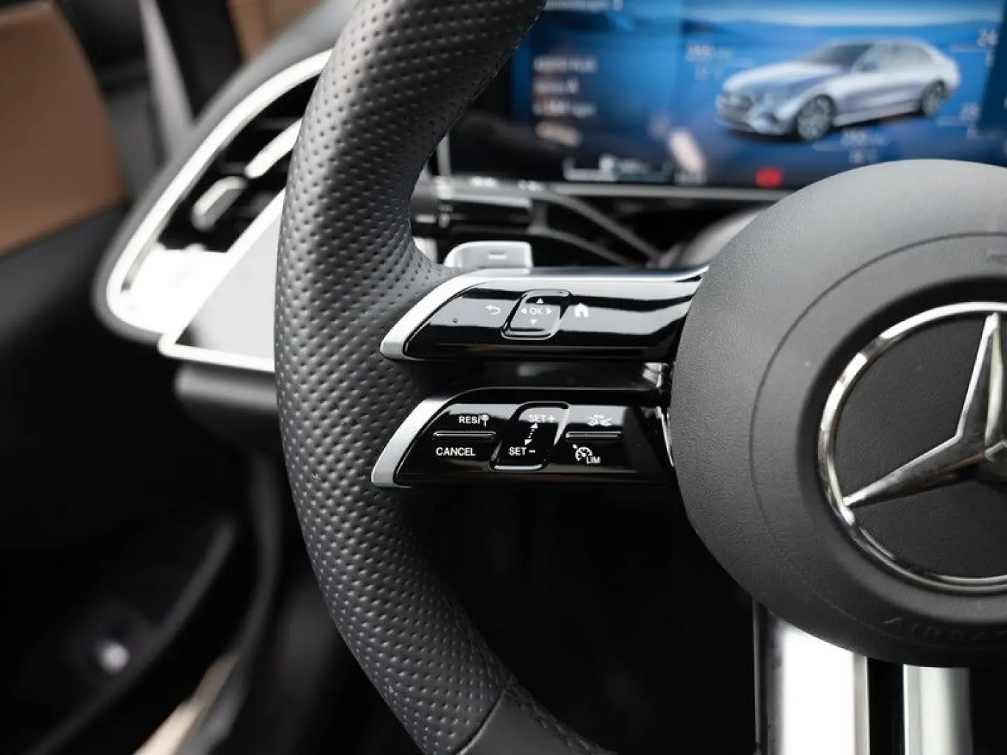 E 200 AMG-Sport/Super/Pano/Burm/Sitzklima/Distr