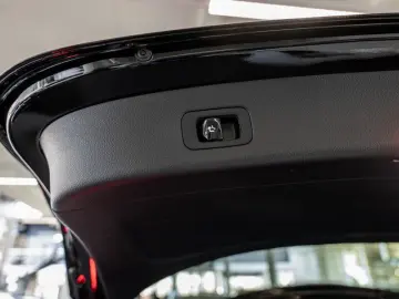 GLC 300 4M AMG-Sport/Pano/Winter/MEMO/DIGITAL/19